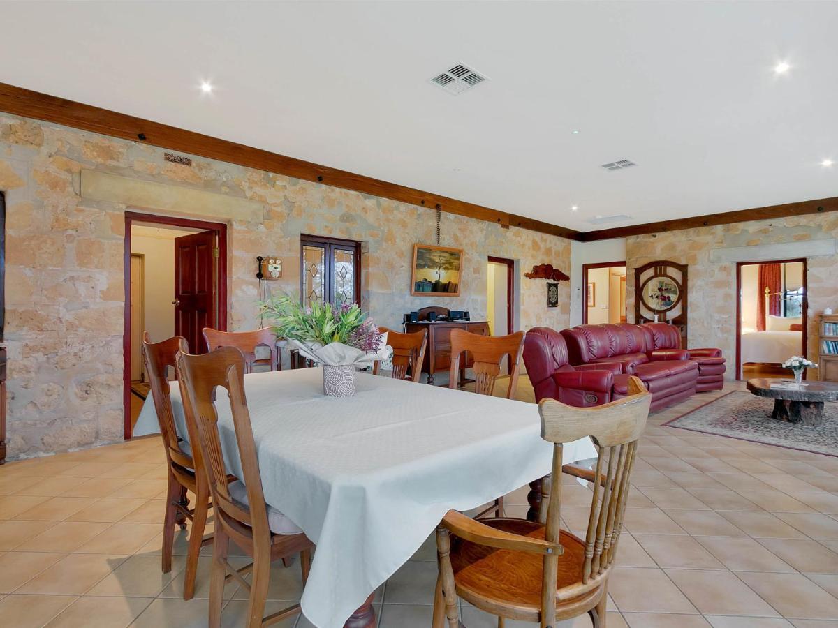 Lake Bywater Cottage Walker Flat Εξωτερικό φωτογραφία